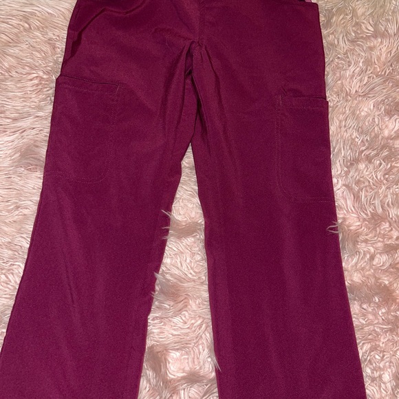 **Healing Hands Nursing Scrubs: Professional Comfort & Elegance** BundleX3 - Picture 7 of 11